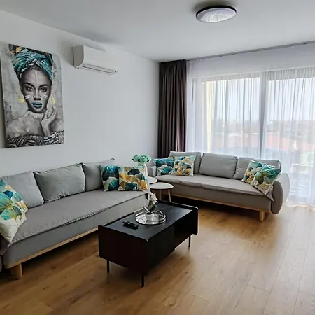 Sunny Apartment208 *