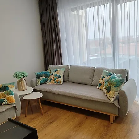 Sunny Apartment208