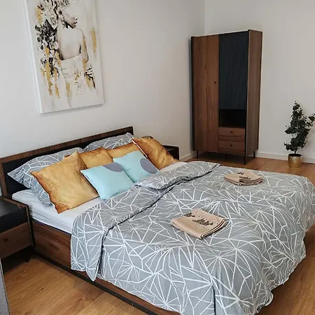 Lägenhet Sunny Apartment208 Dunajská Streda